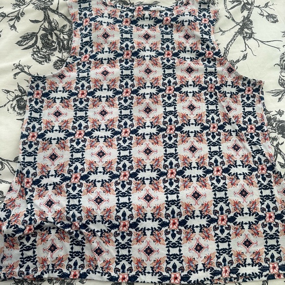 Carolyn Taylor Floral Blouse - Picture 4 of 4